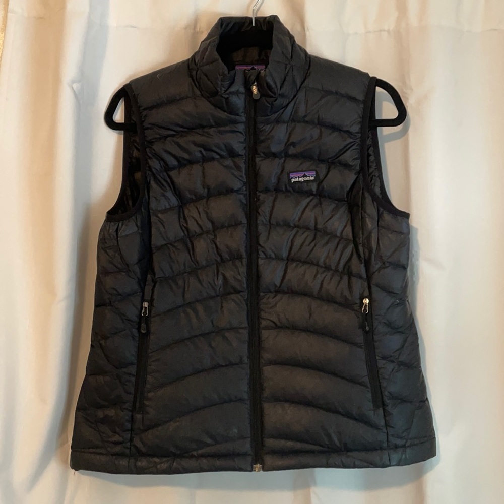 SZ medium Black Patagonia down vest